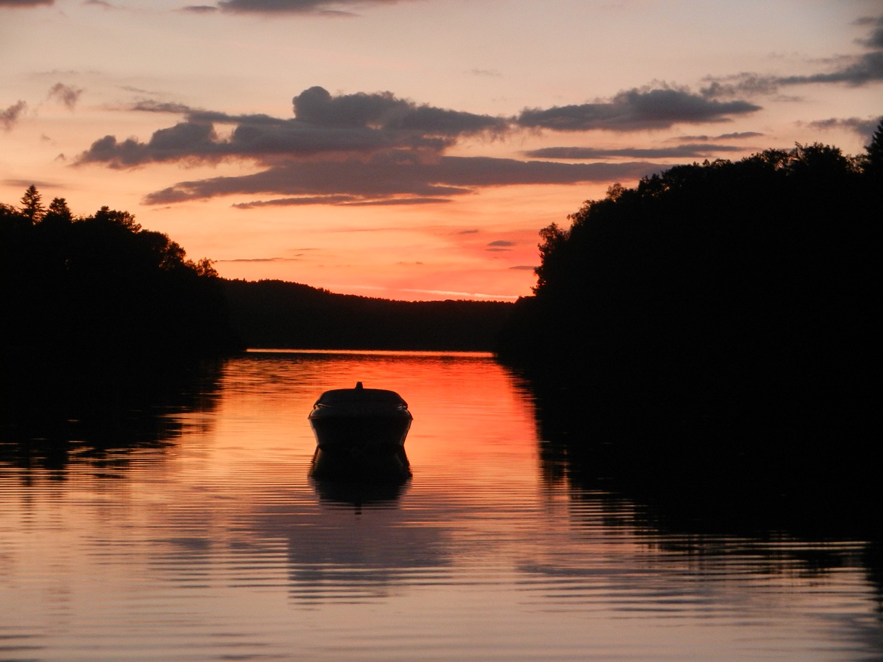 sunset lake boat free photo