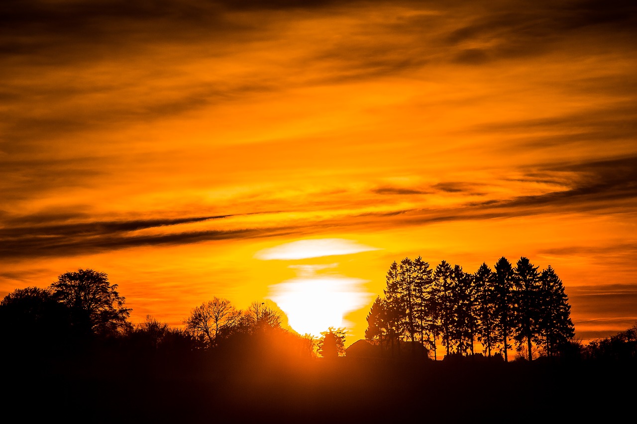 sunset setting sun evening sky free photo