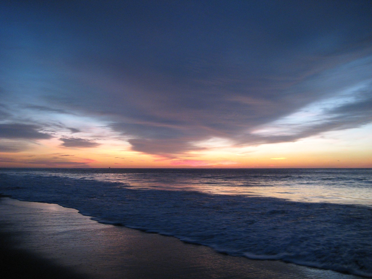 sunset máncora peru free photo