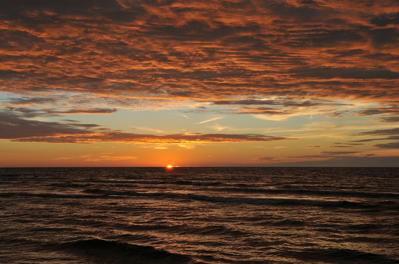 sunset the baltic sea evening free photo