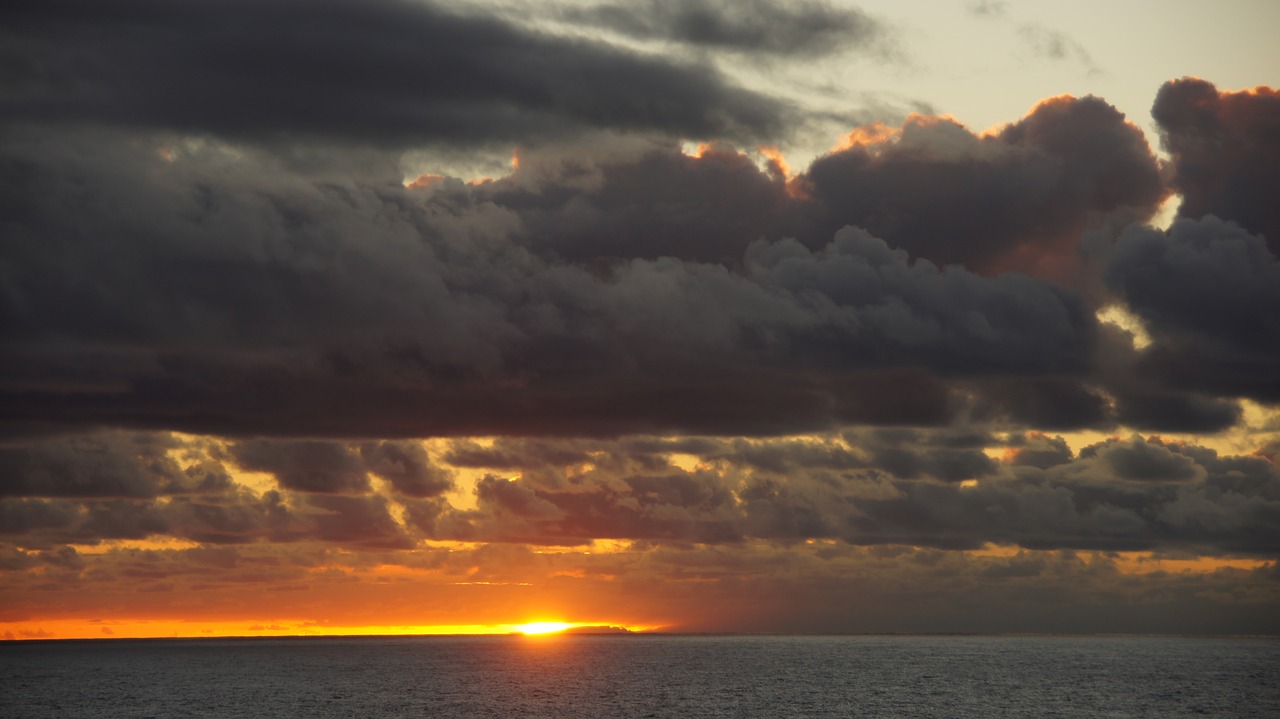 sunset sea clouds free photo