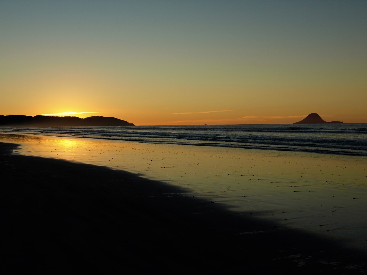 sunset ohope beach free photo