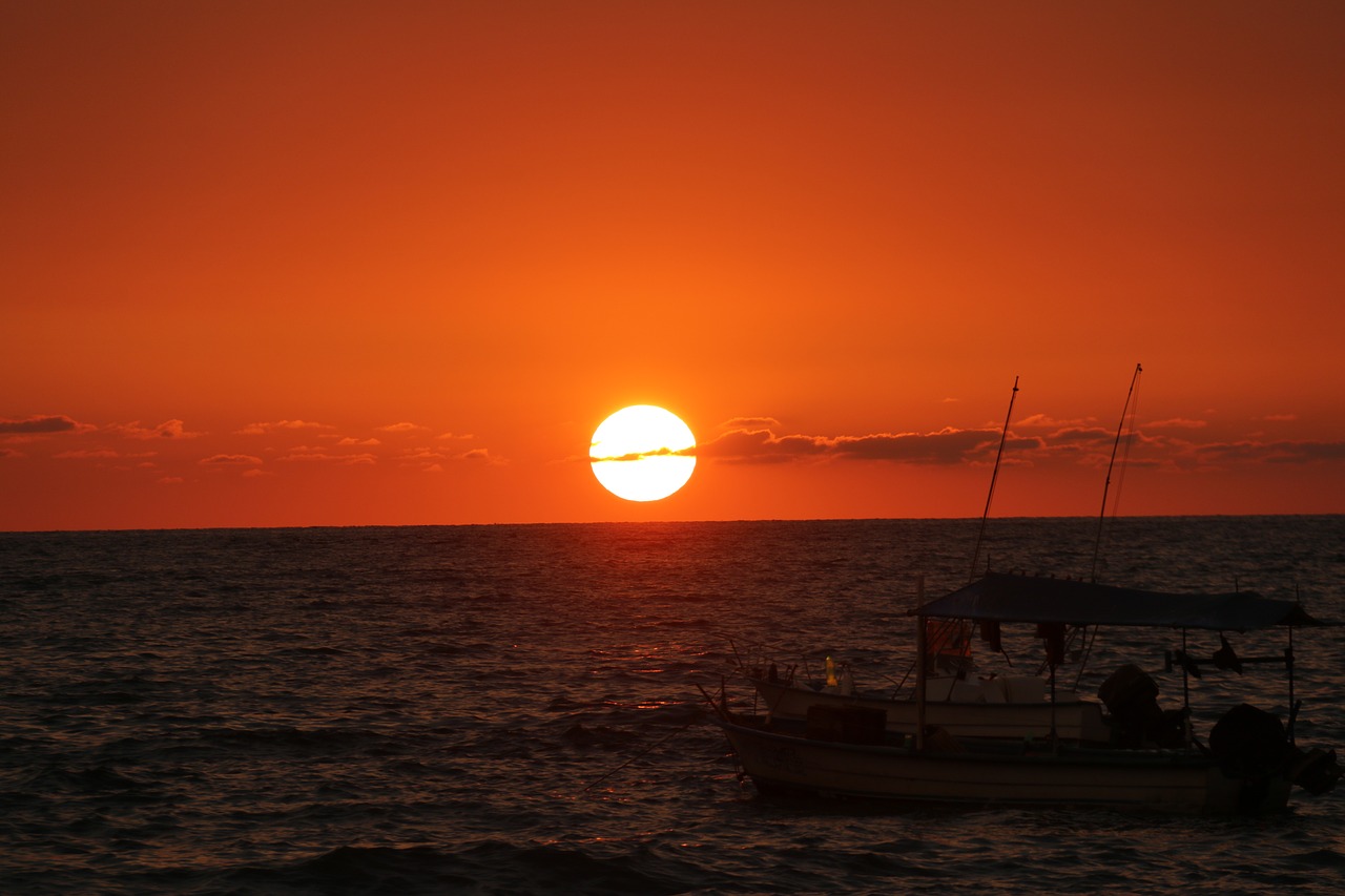 sunset sunset boat mexico free photo