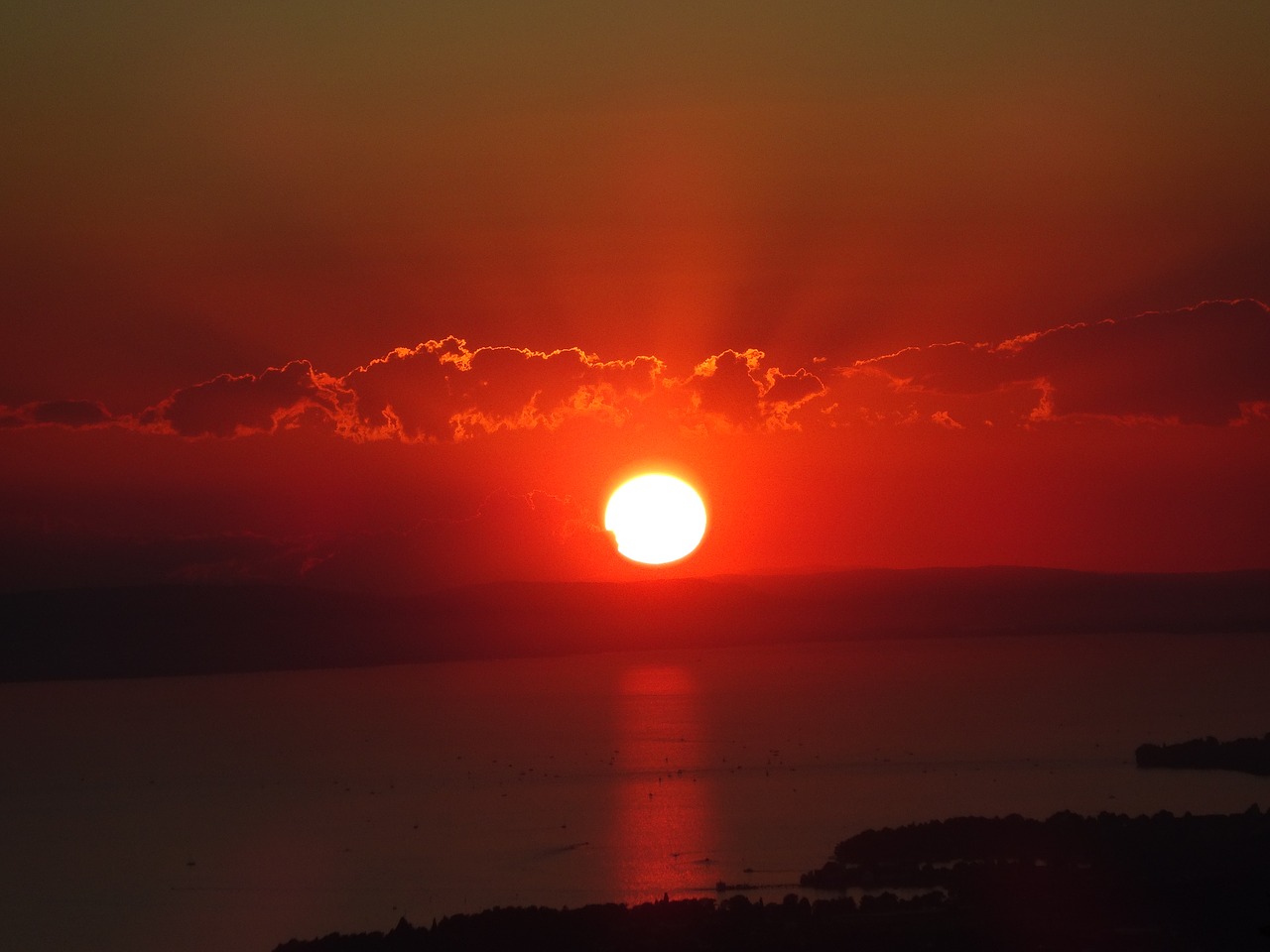 sunset summer sunset sunset on a lake free photo