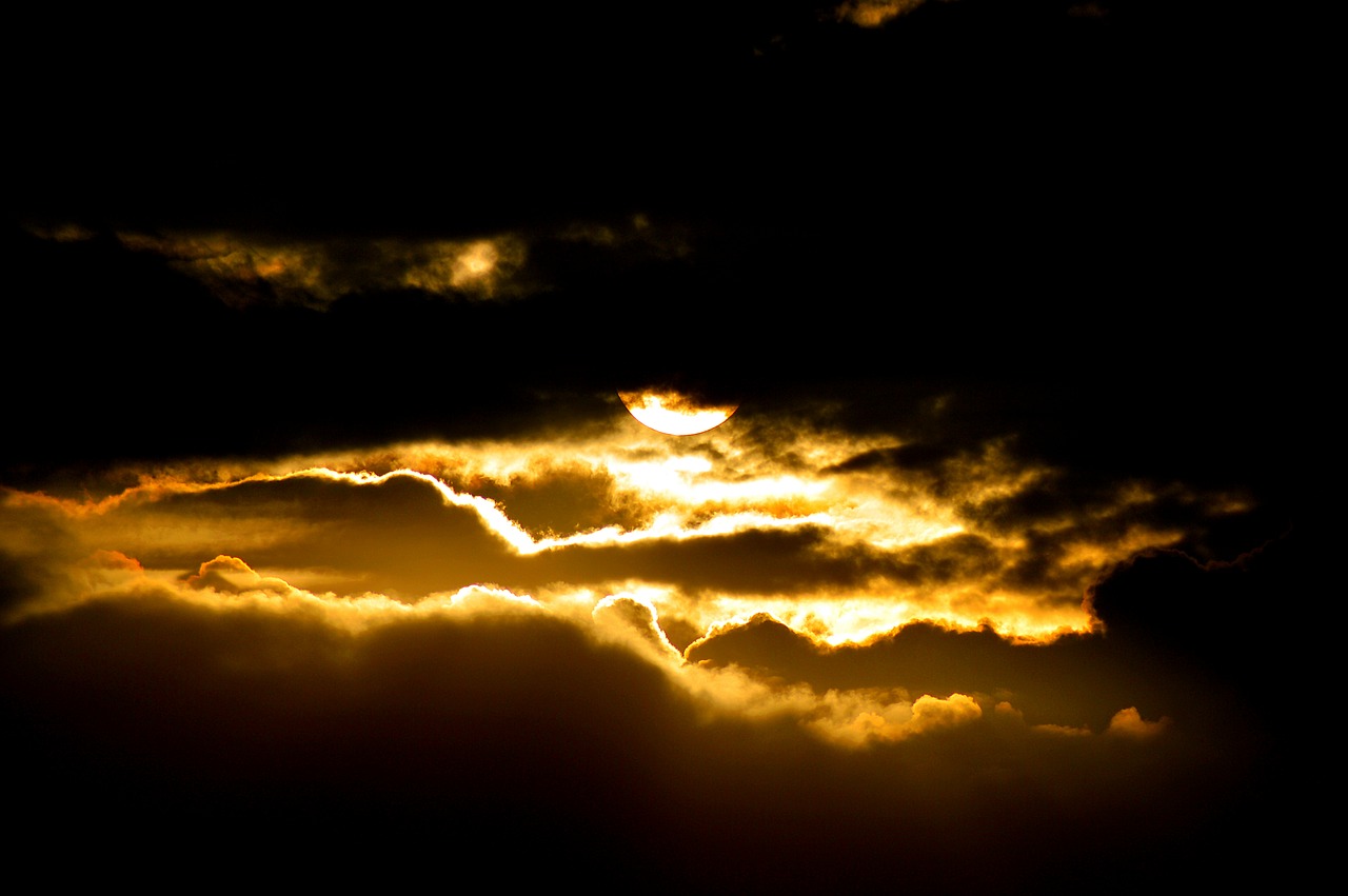 sunset cloud cover covered free photo