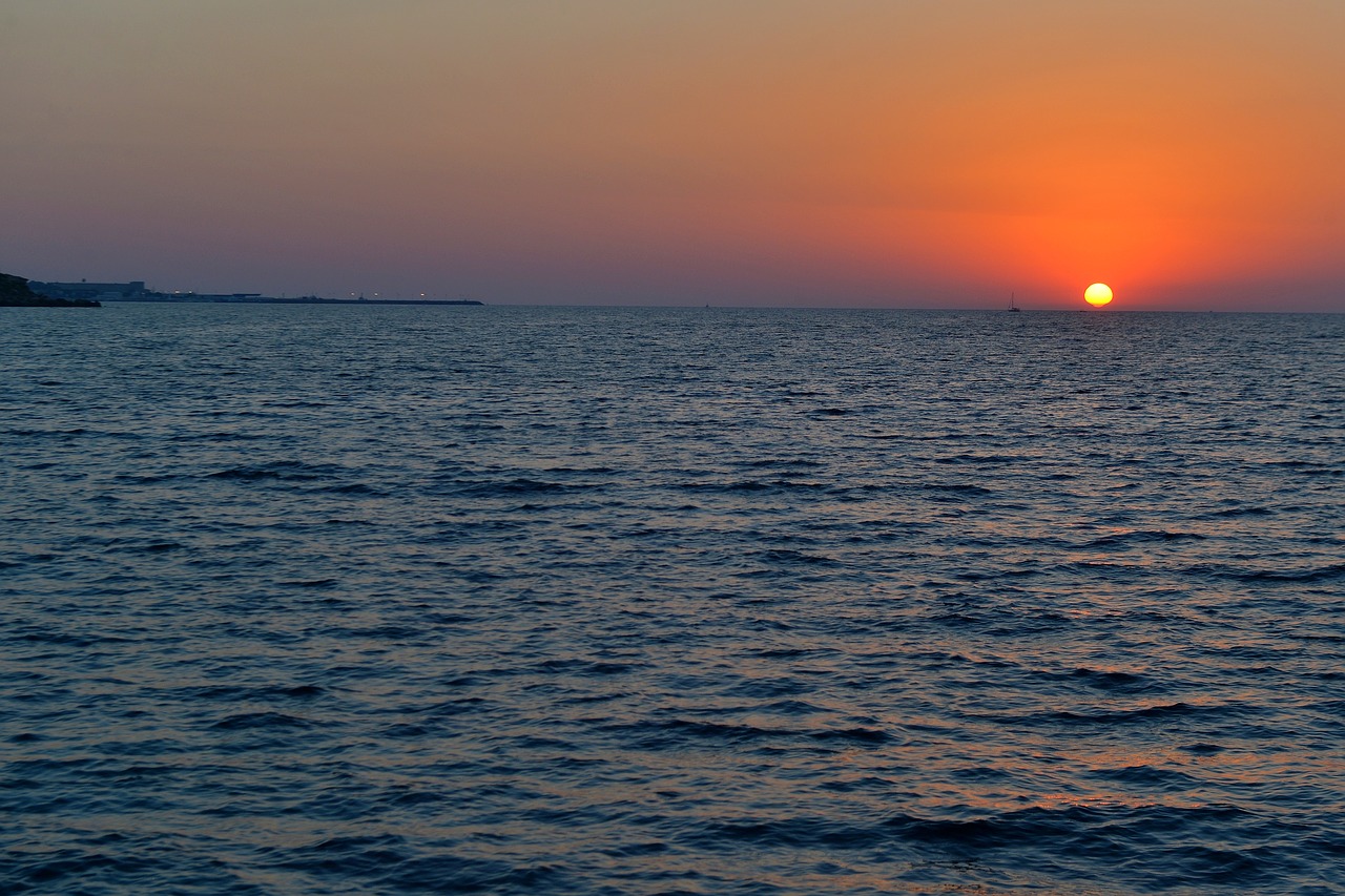 sunset cyprus korablik free photo