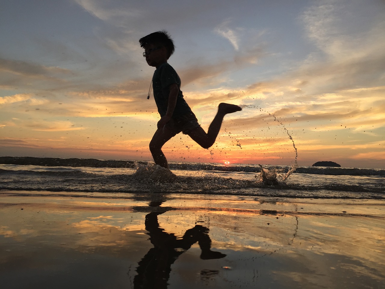 sunset run kids free photo