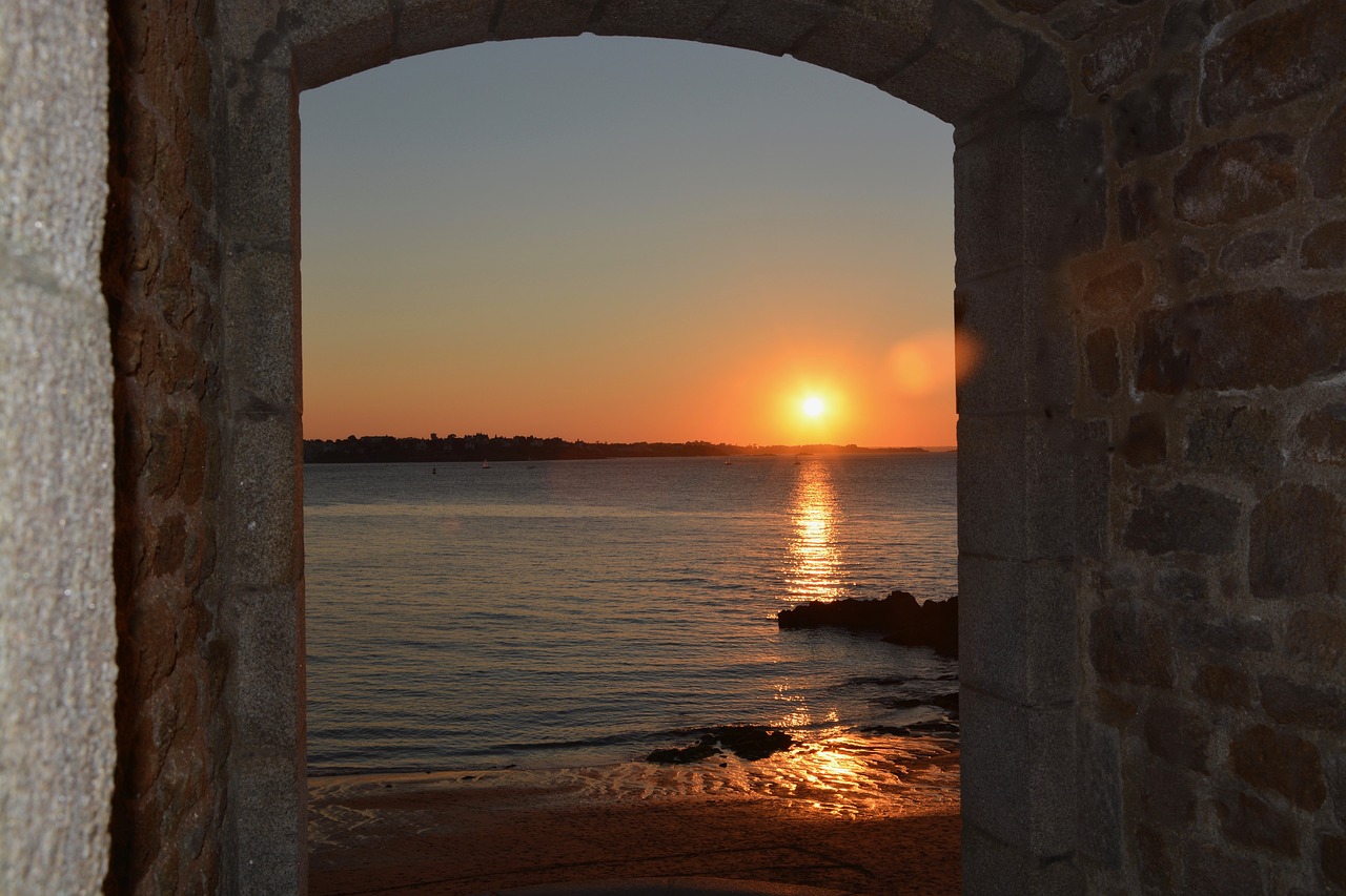 sunset sea horizon free photo