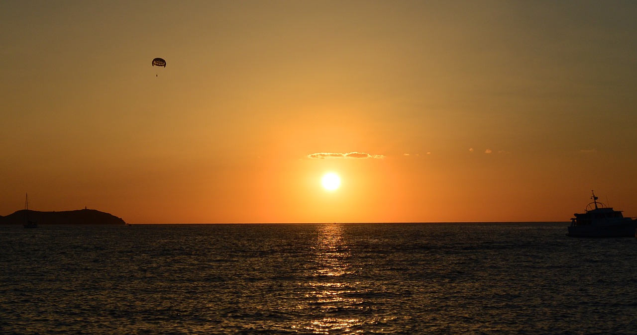 sunset paragliding ibiza free photo