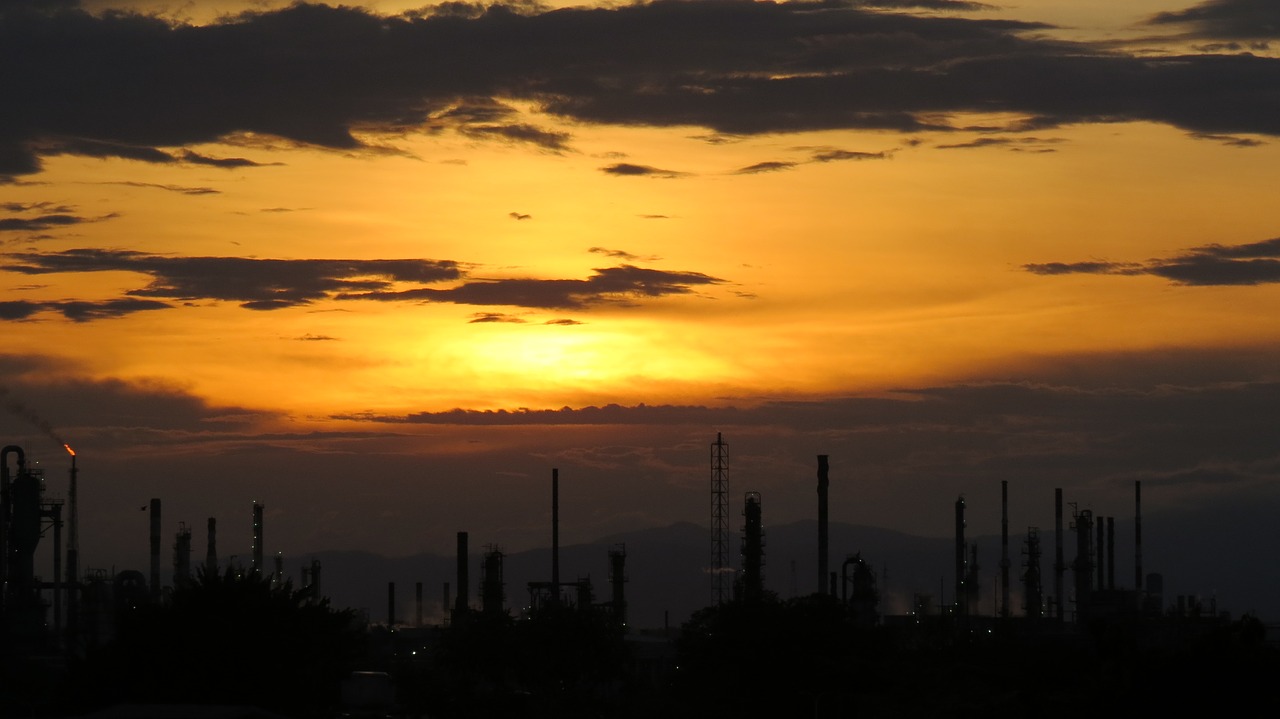 sunset petroleum refinery free photo