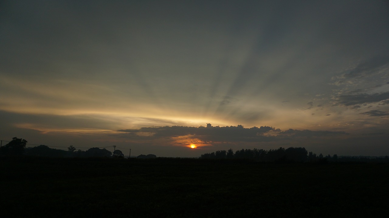 sunset ray backlighting free photo