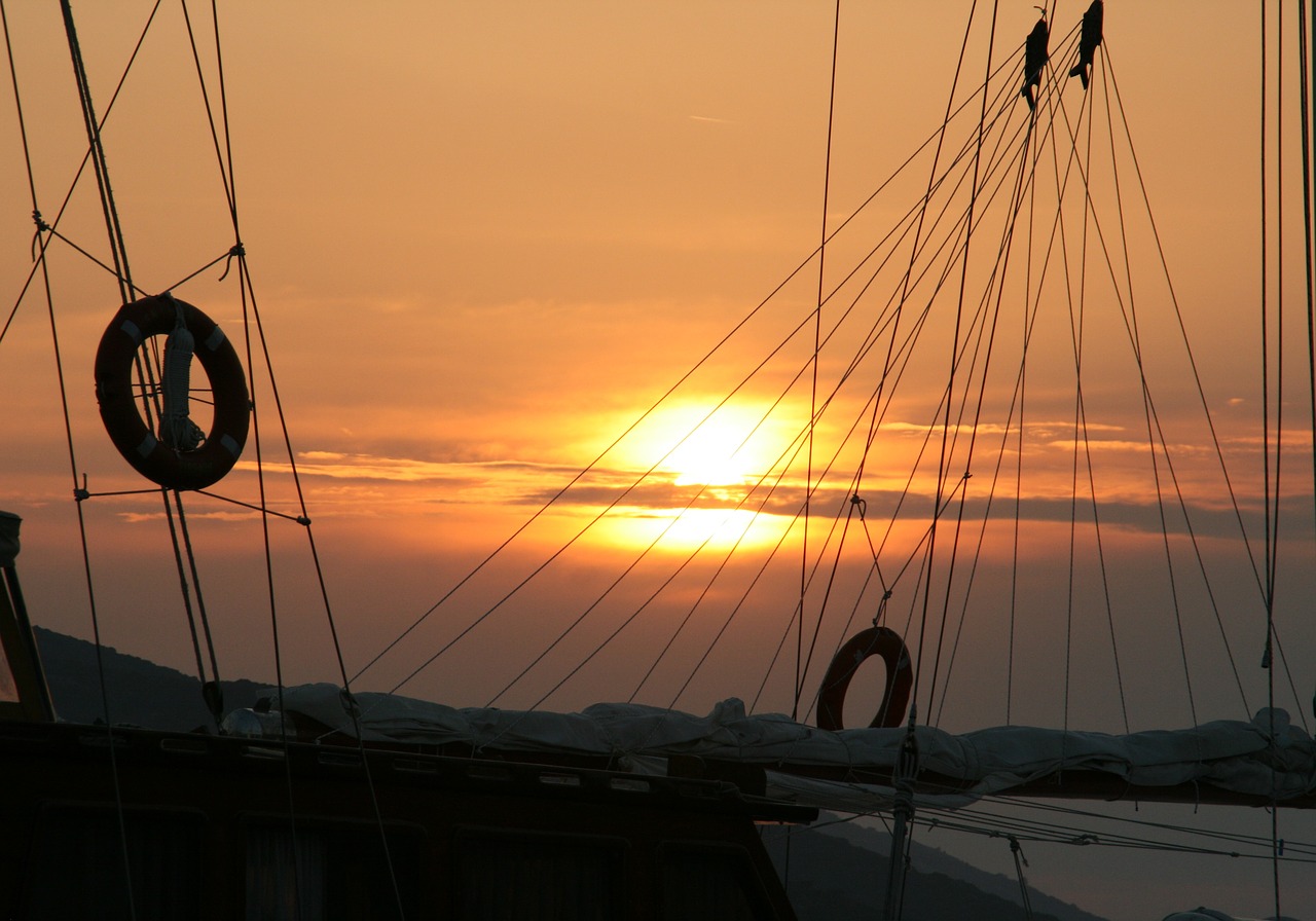 sunset adriatic boat free photo