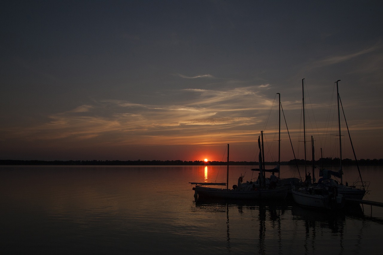 sunset monolithic part of the waters the dawn family free photo