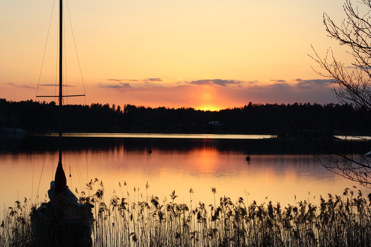 sunset body of water no person free photo