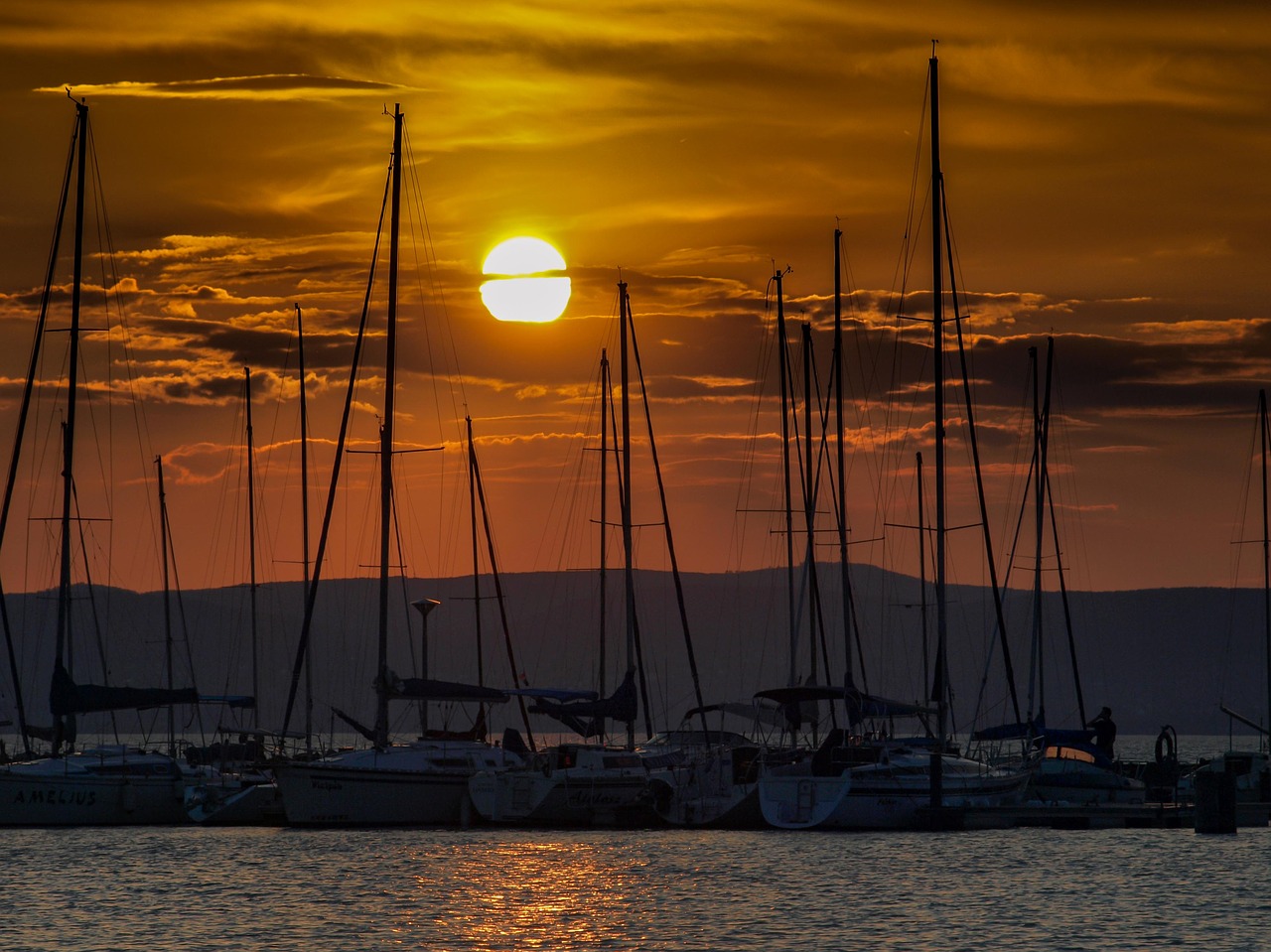 sunset body of water sea free photo