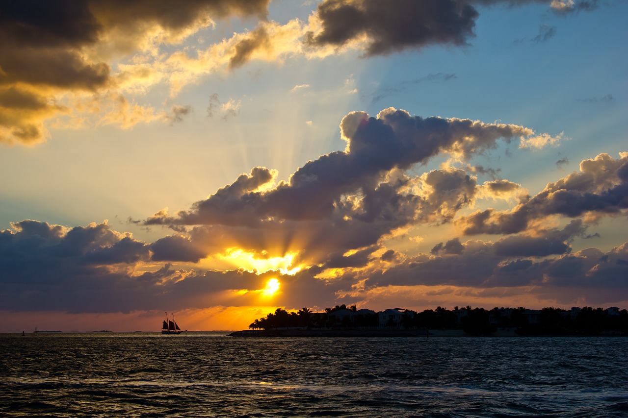 sunset sea clouds free photo