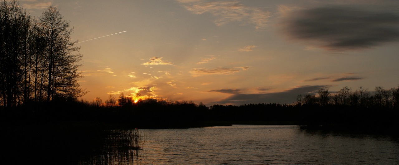 sunset panoramic monolithic part of the waters free photo