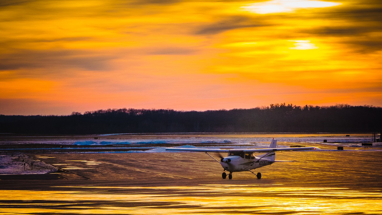 sunset  body of water  dawn free photo