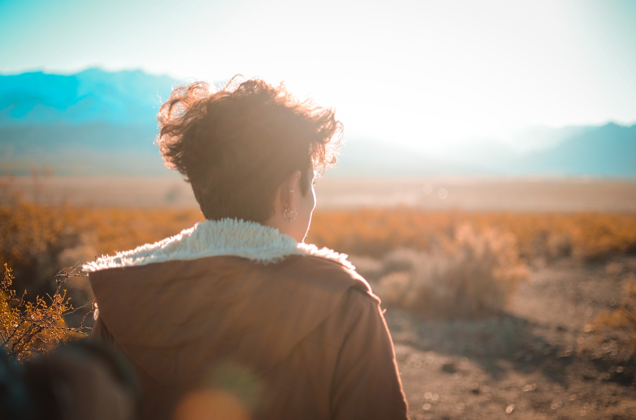 sunset  women  mountain free photo