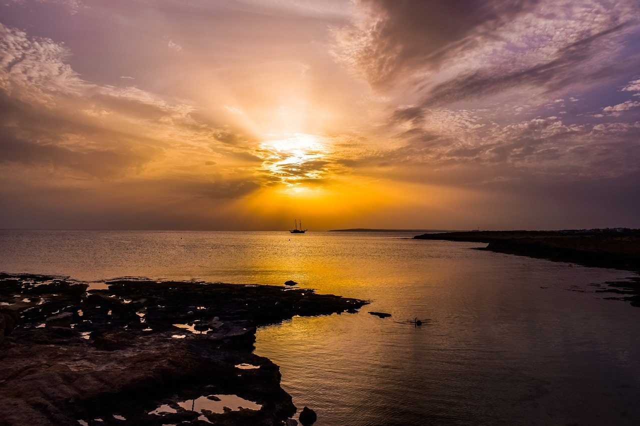 sunset  horizon  sea free photo