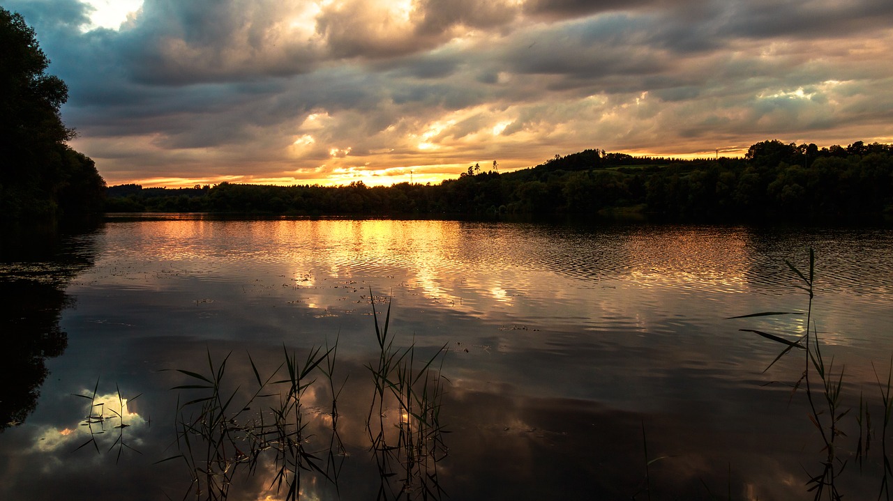 sunset  target began  lake free photo