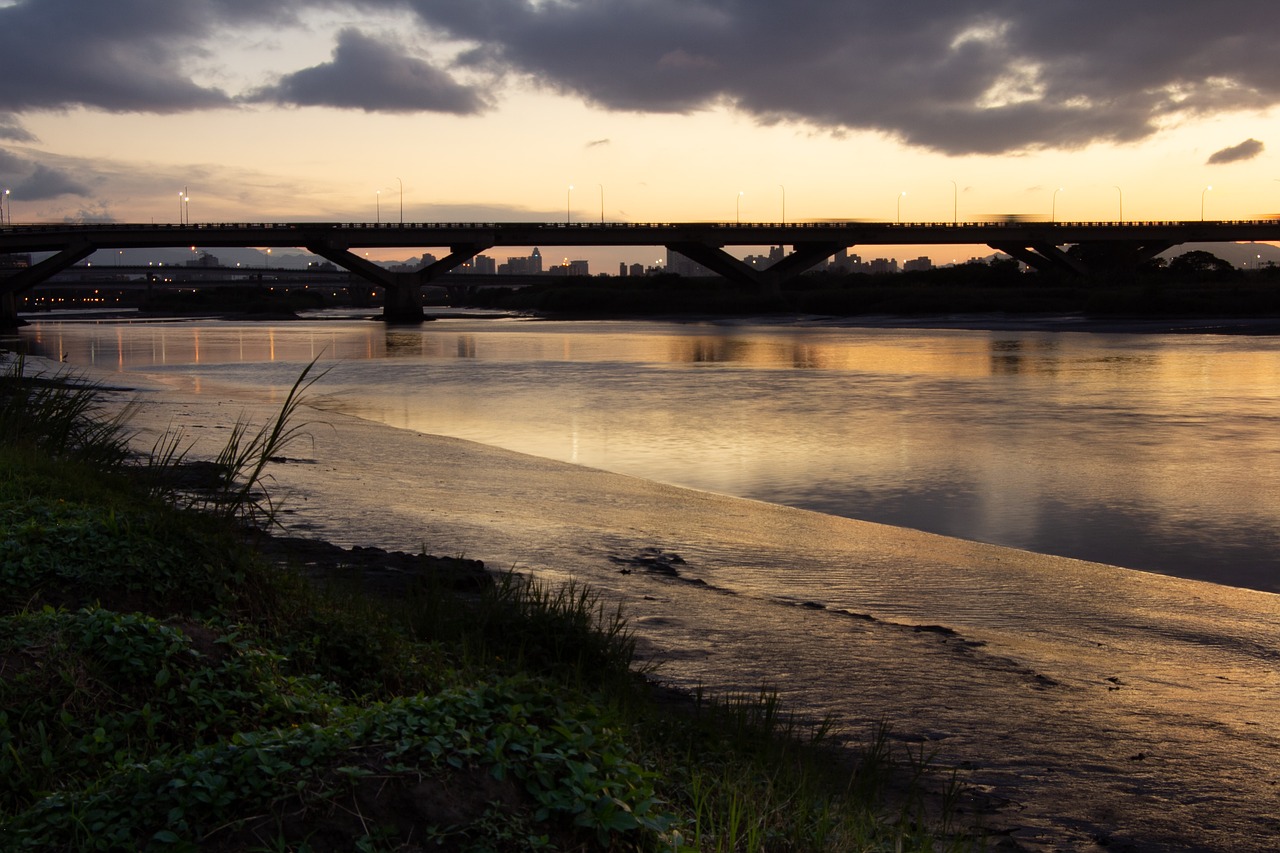 sunset  water  sky free photo