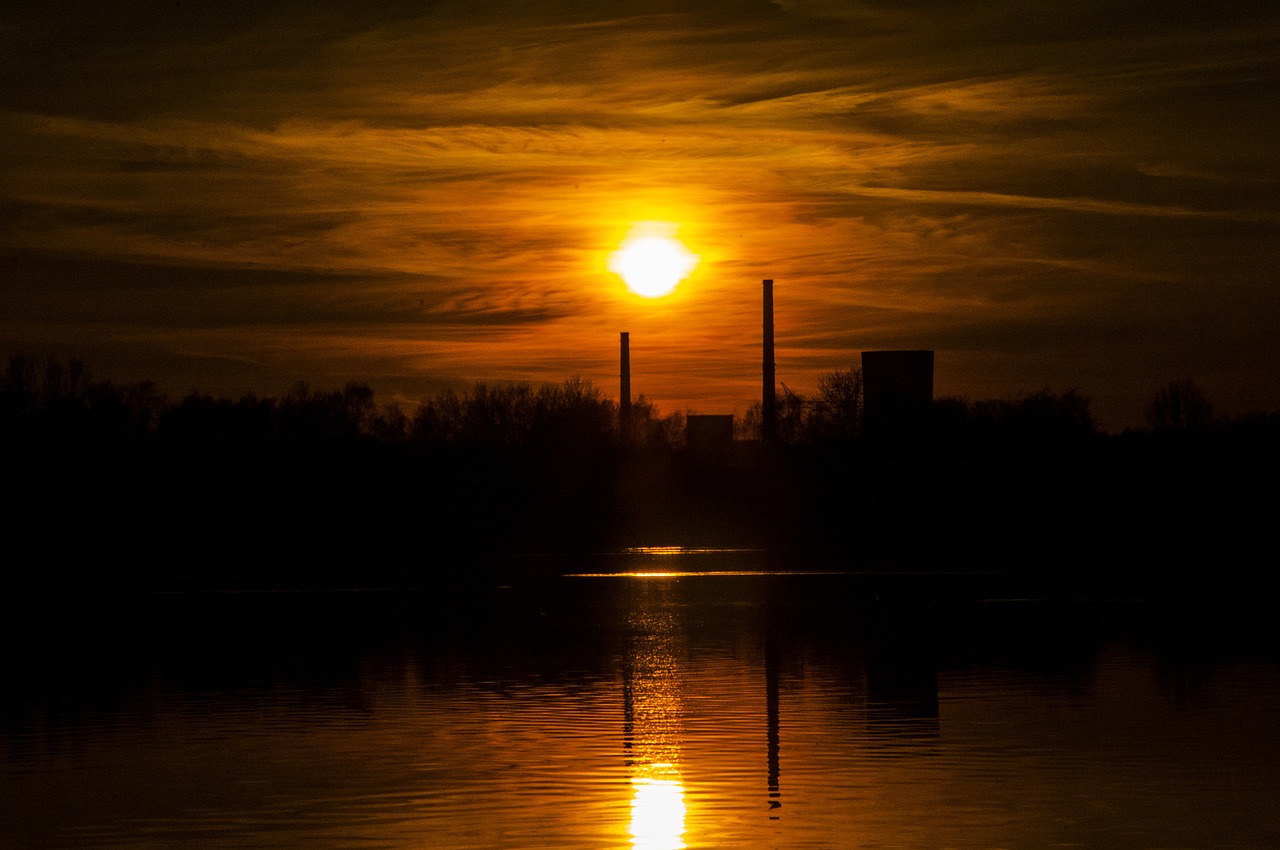 sunset  lake  pogoria free photo