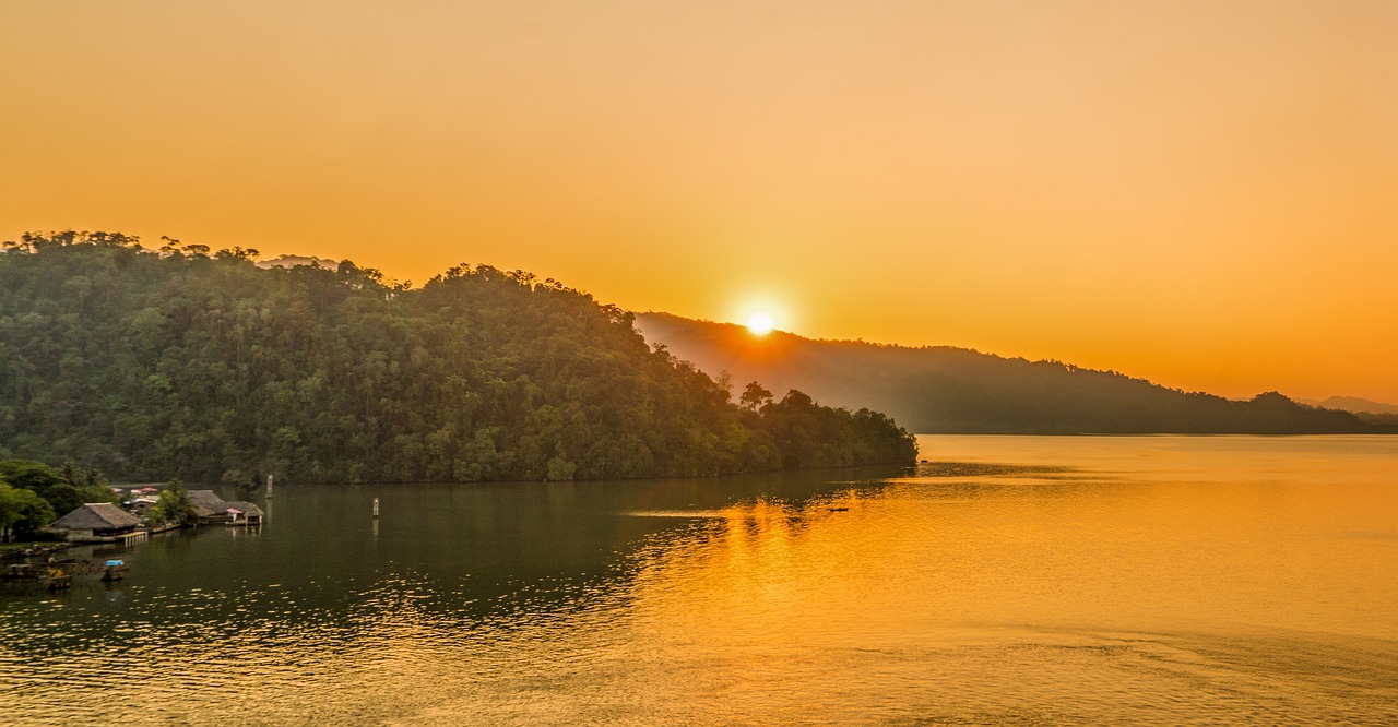 sunset  guatemala  caribbean free photo