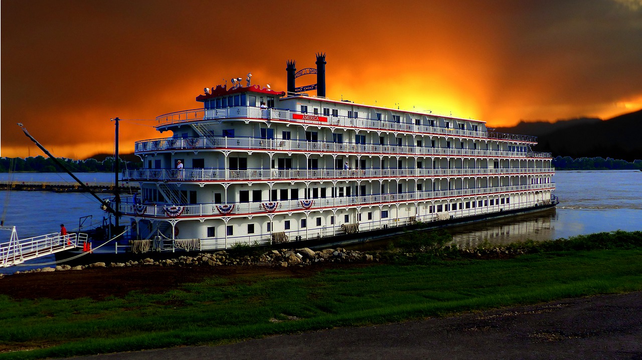 sunset  boat has dawn  mississippi free photo