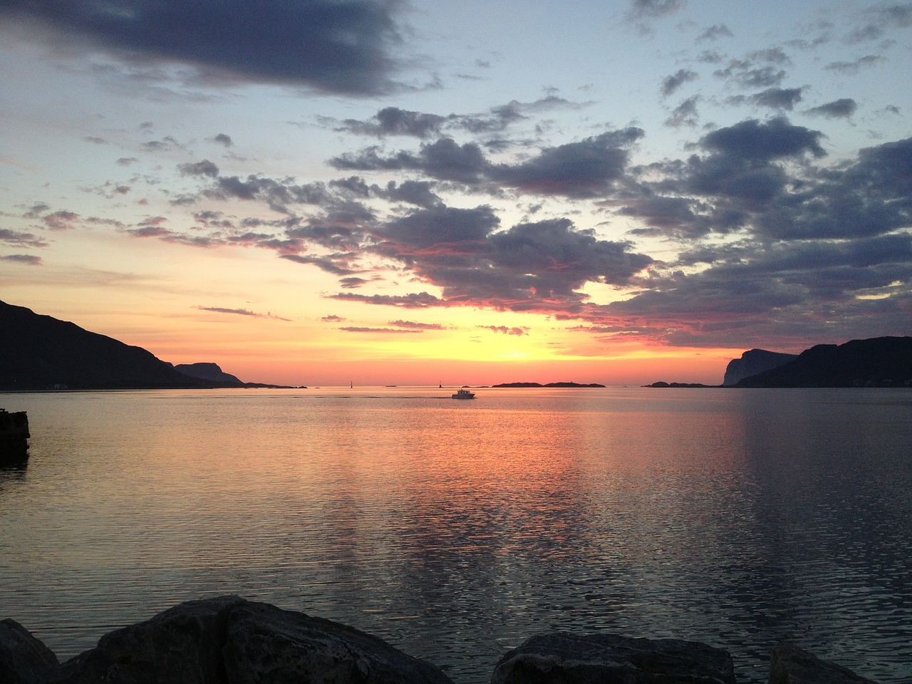 sunset fosnavåg norway free photo