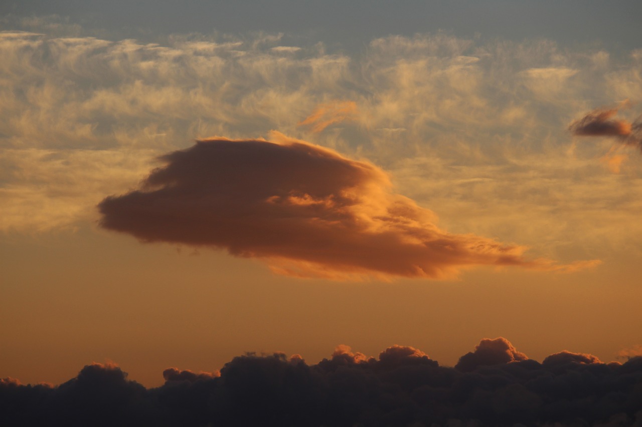 sunset cloud formation clouds free photo