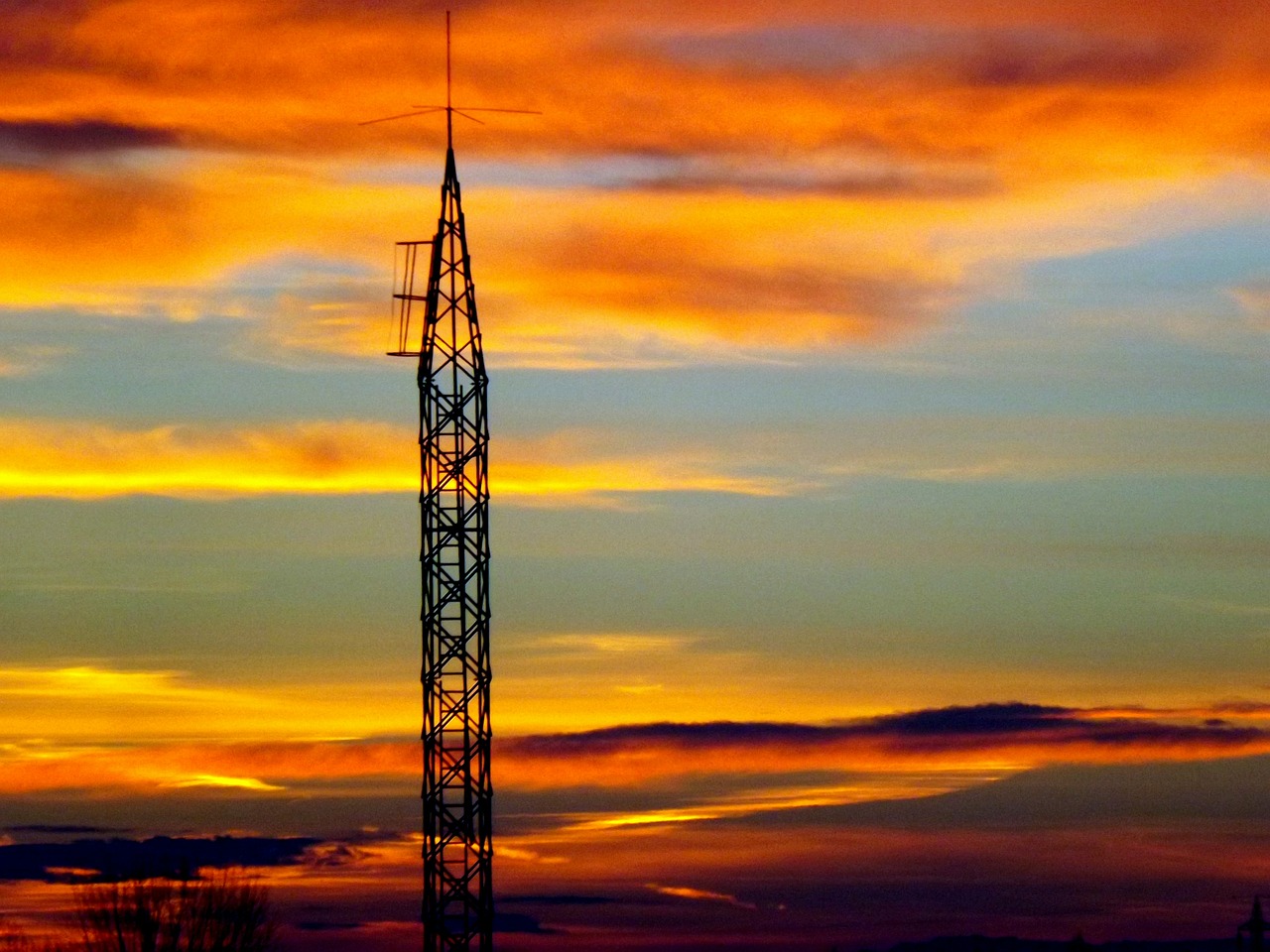 sunset sun cloud free photo