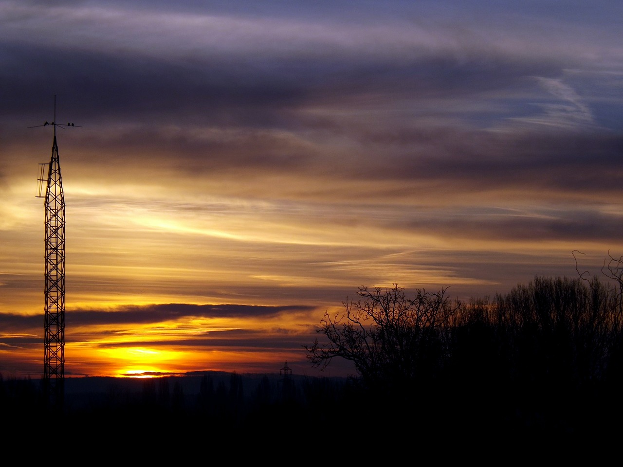 sunset sun cloud free photo