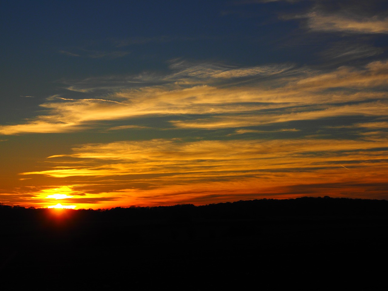 sunset sun clouds free photo