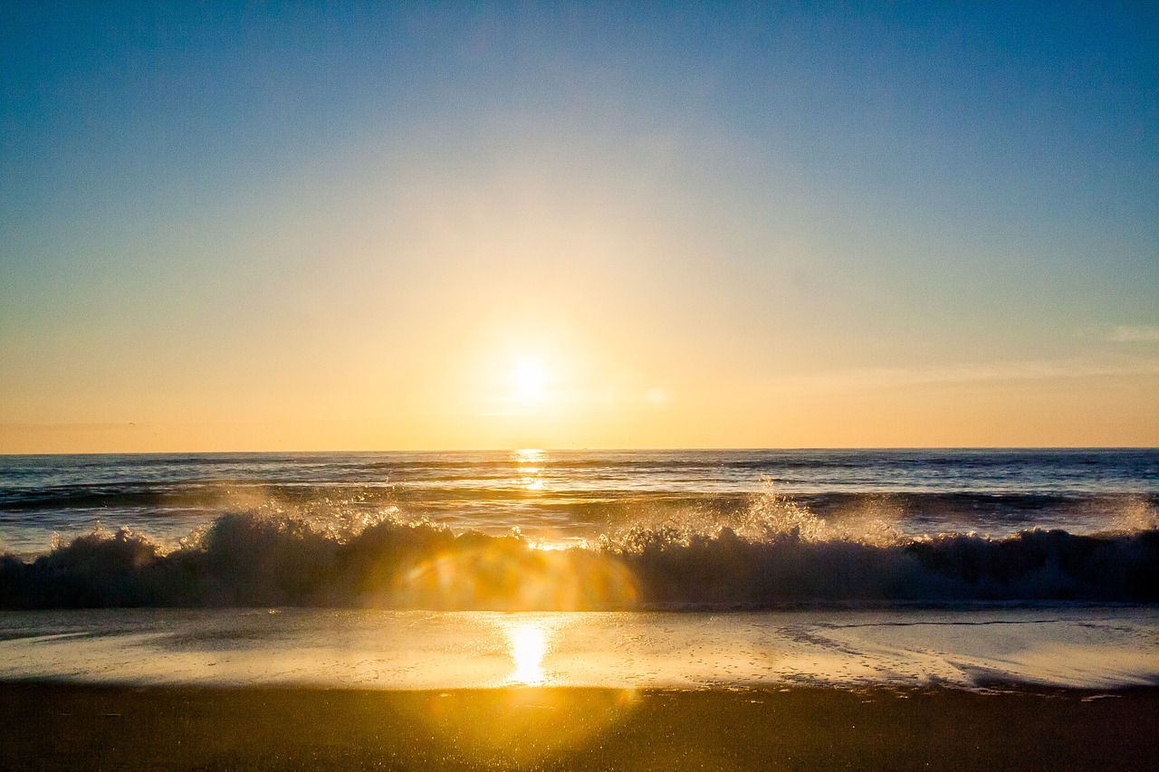 sunset sun rays beach free photo