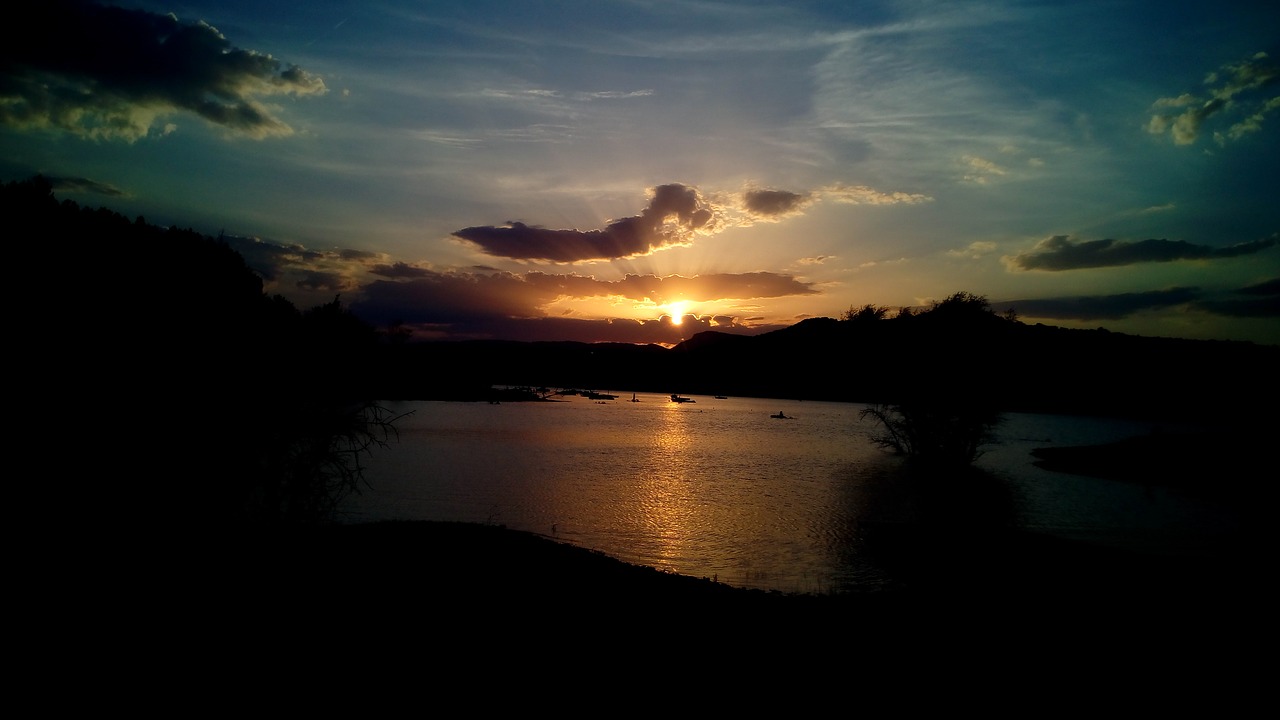 sunset reservoir reflection free photo
