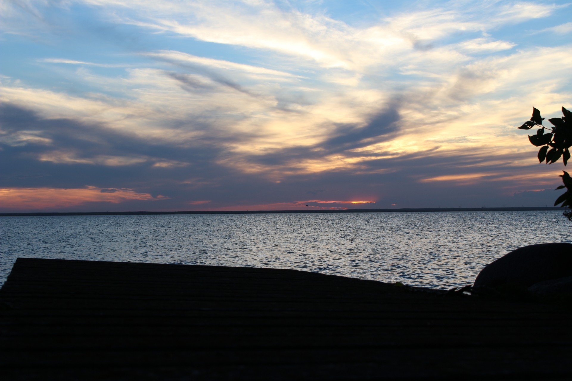 sunset lake dock free photo