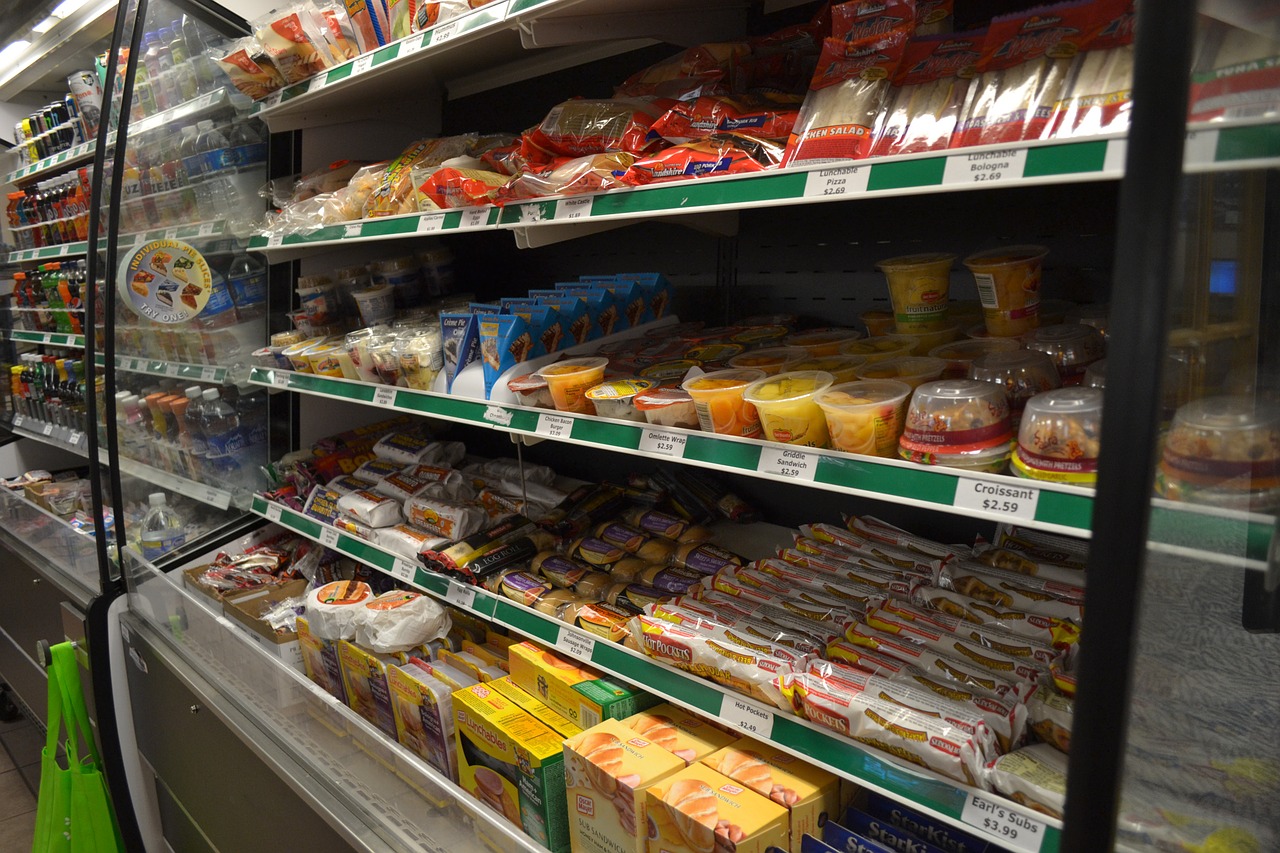 supermarket food shelves free photo