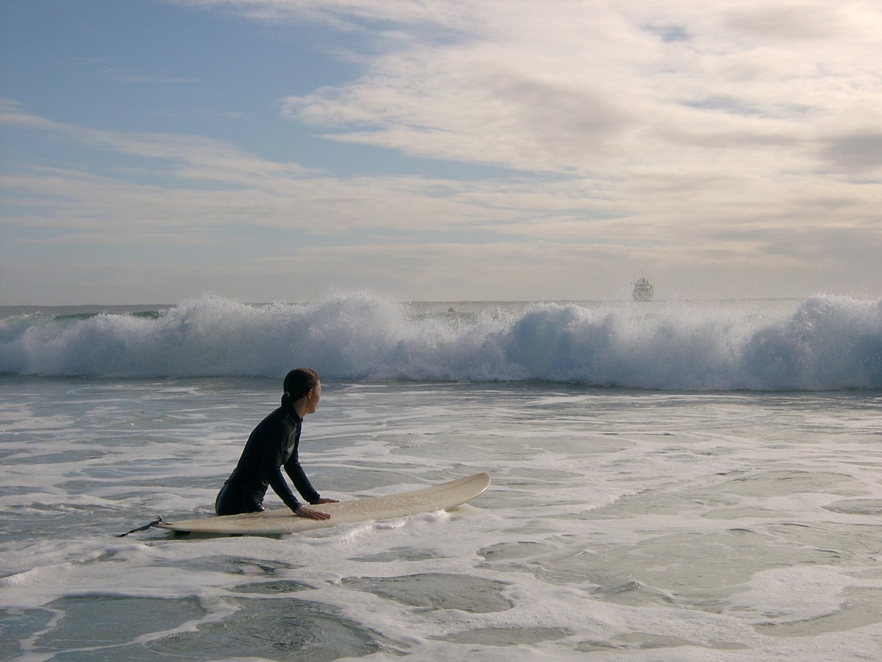 surf wave australia free photo