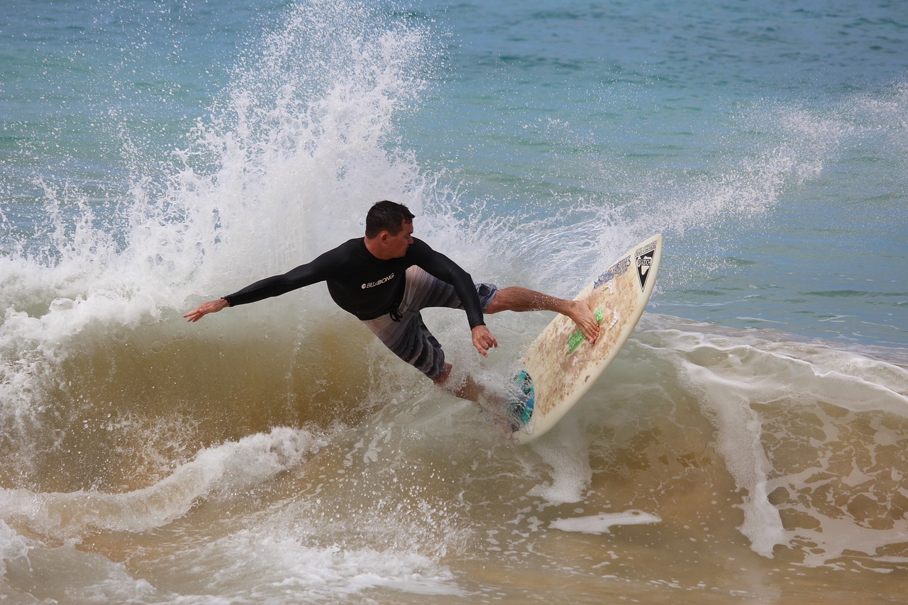 surfer maui sea free photo