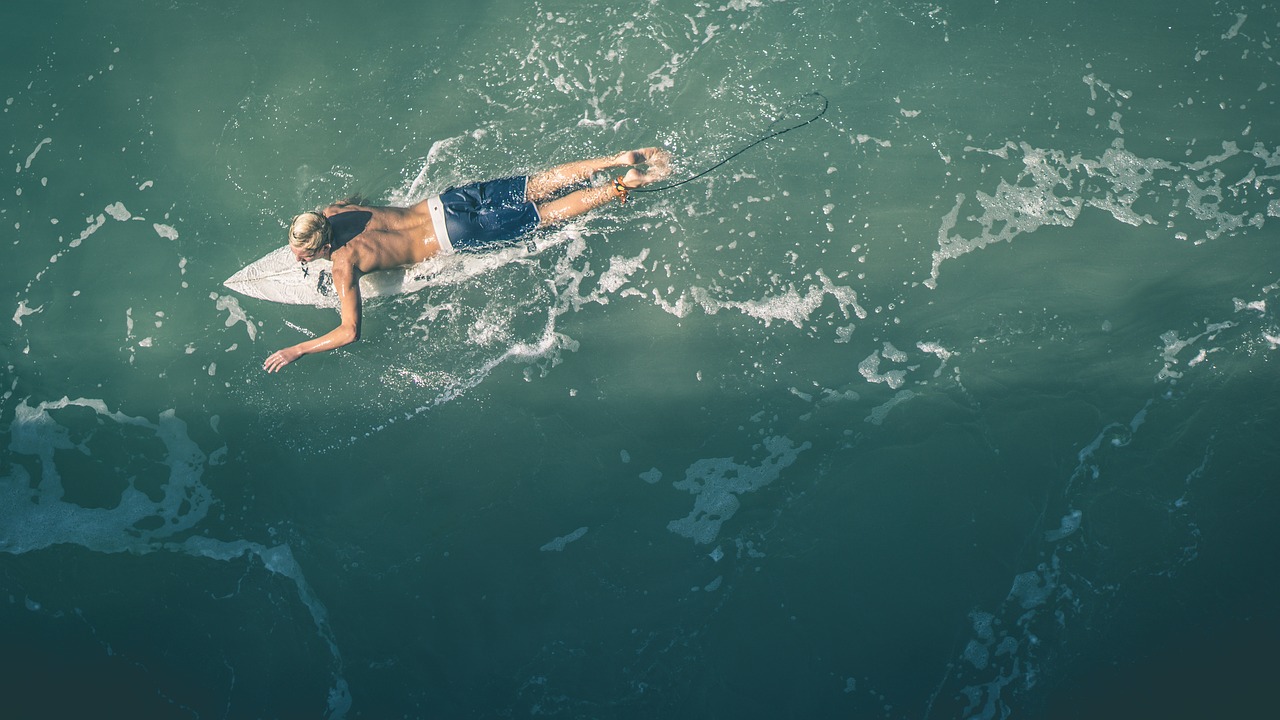 surfer surfing guy free photo