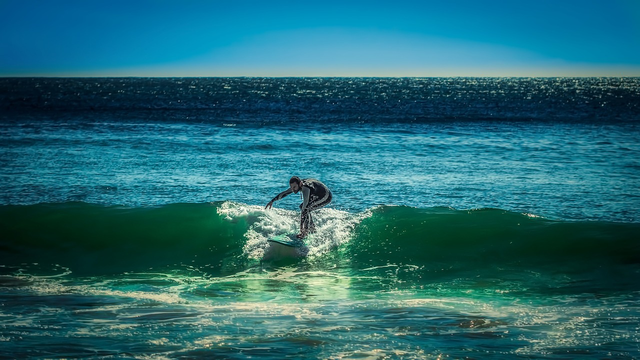 surfer nazare portugal free photo