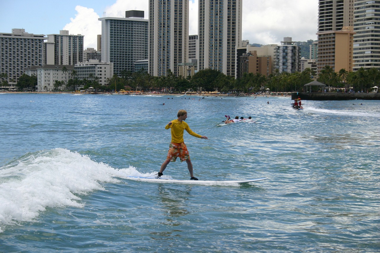 surfing surfer honolulu free photo
