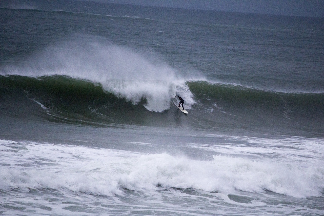 surfing north coast free photo