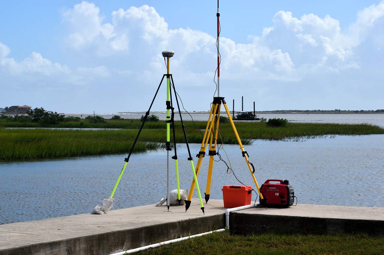 surveying equipment surveyor measurement free photo