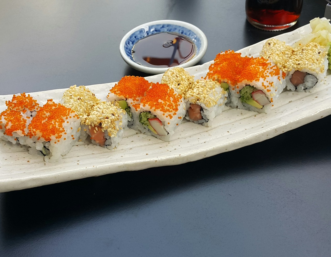 sushi food tradition free photo