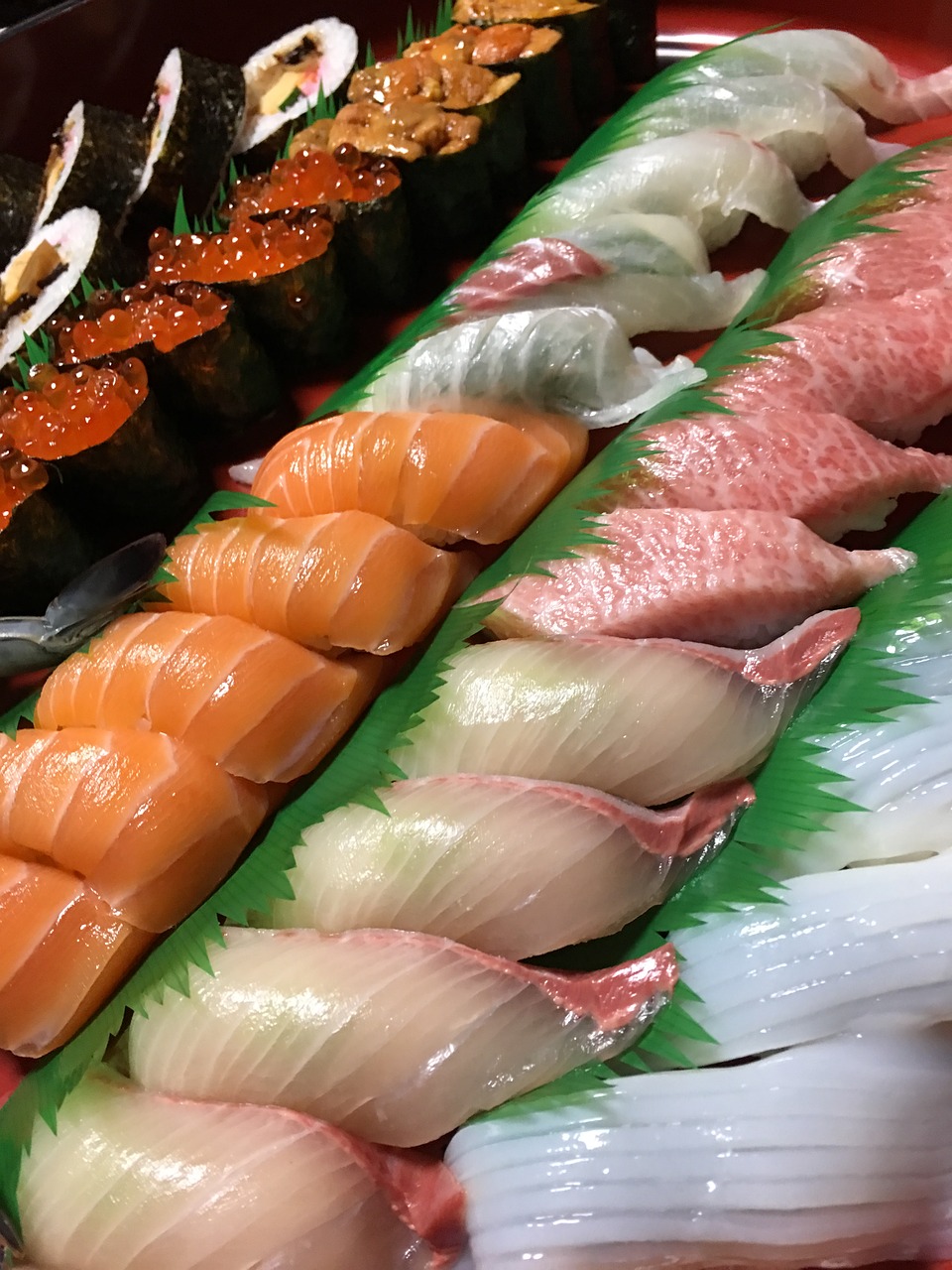 sushi japanese cuisine nigiri free photo