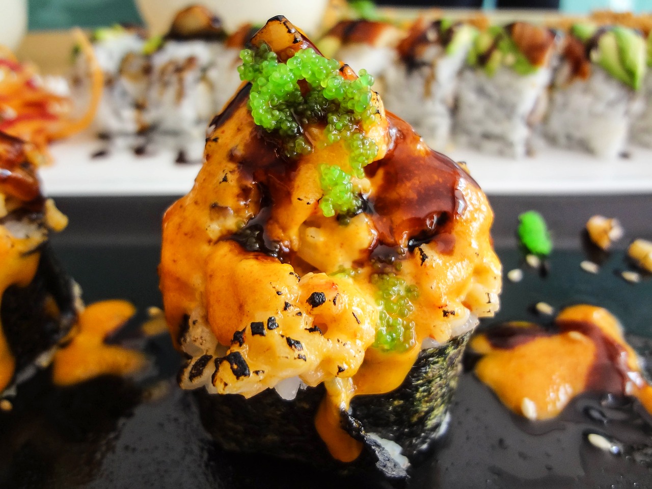sushi japanese roll free photo