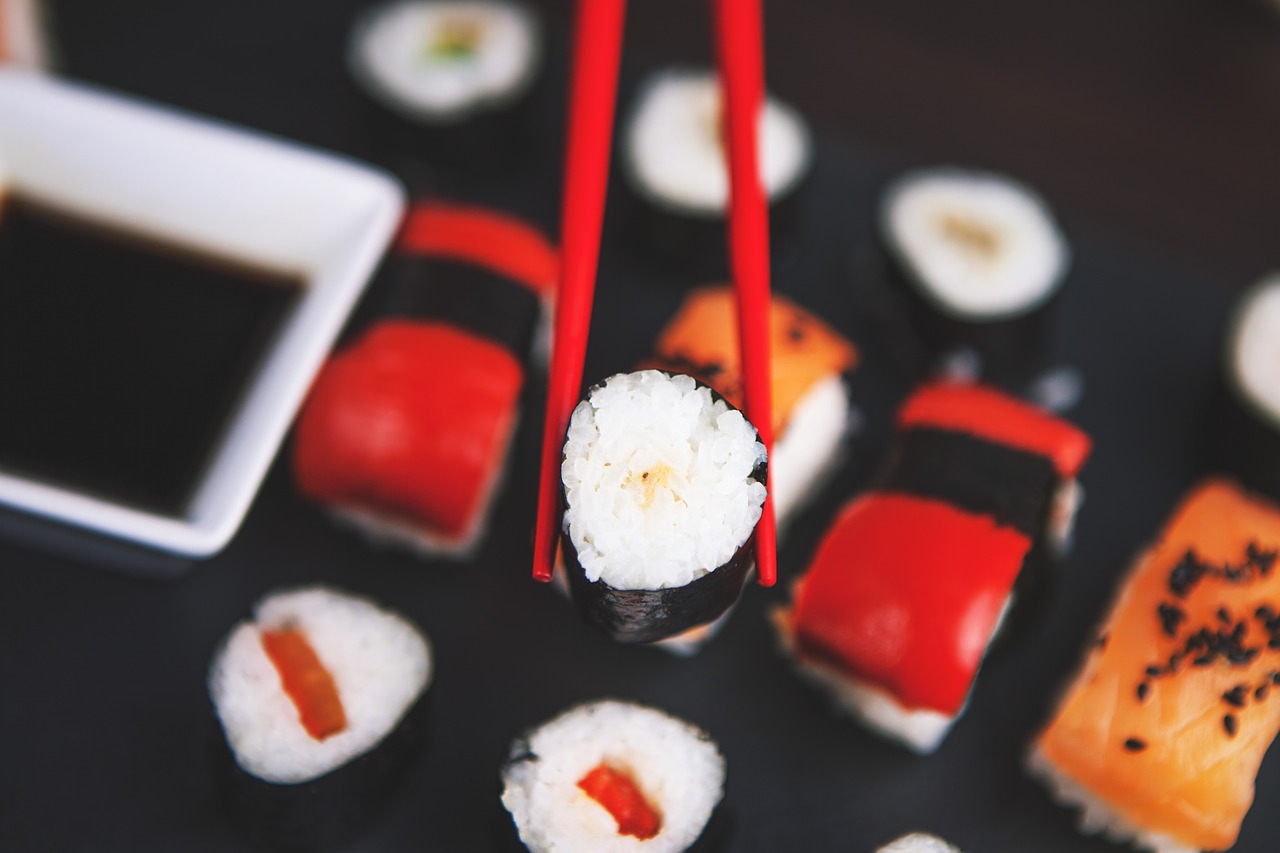sushi dinner meal free photo