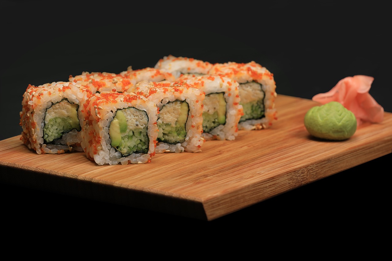 sushi maki japanese free photo